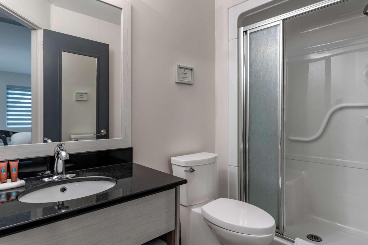 Dannys Hotel Suites; Surestay Collection By Best Western Beresford Exterior foto