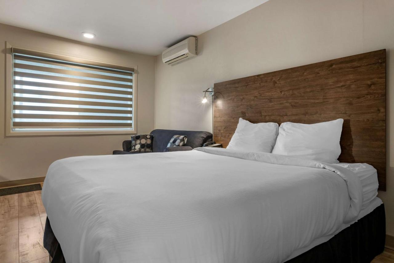 Dannys Hotel Suites; Surestay Collection By Best Western Beresford Exterior foto